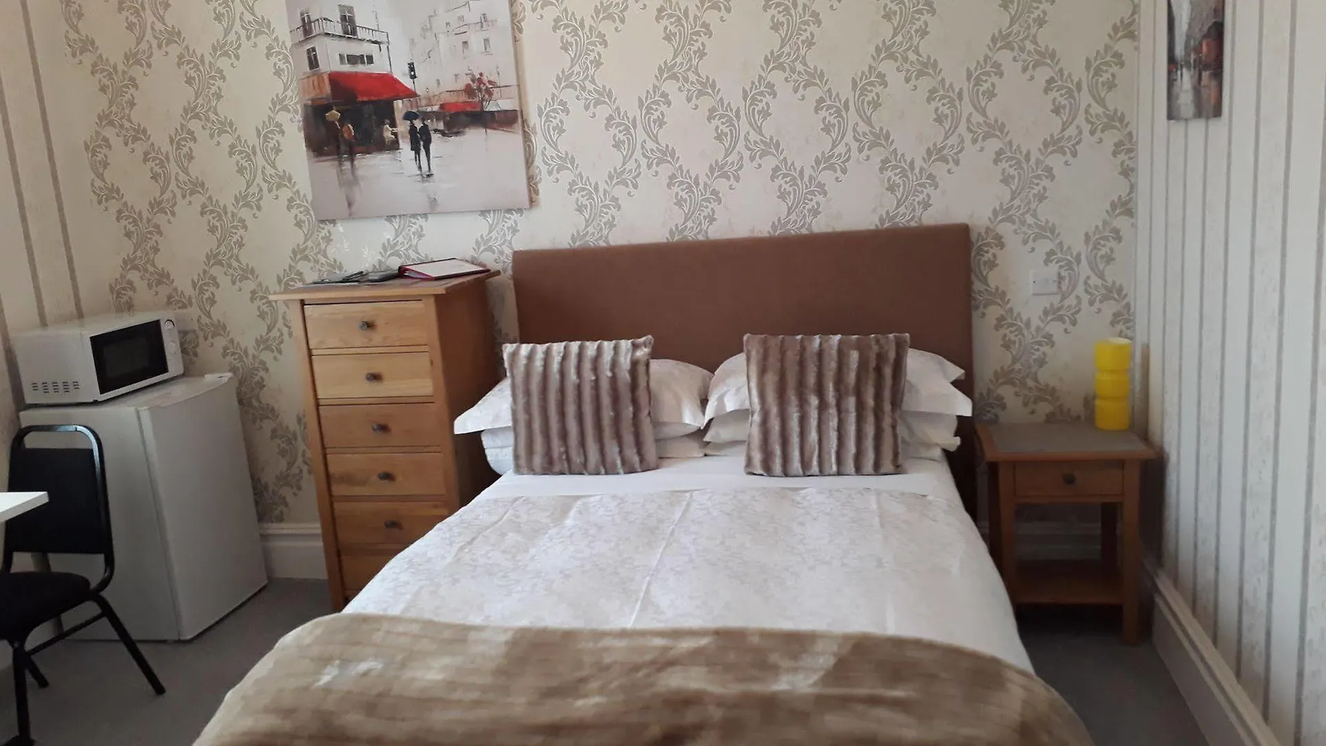 ***  Crossroads Hotel Bournemouth United Kingdom