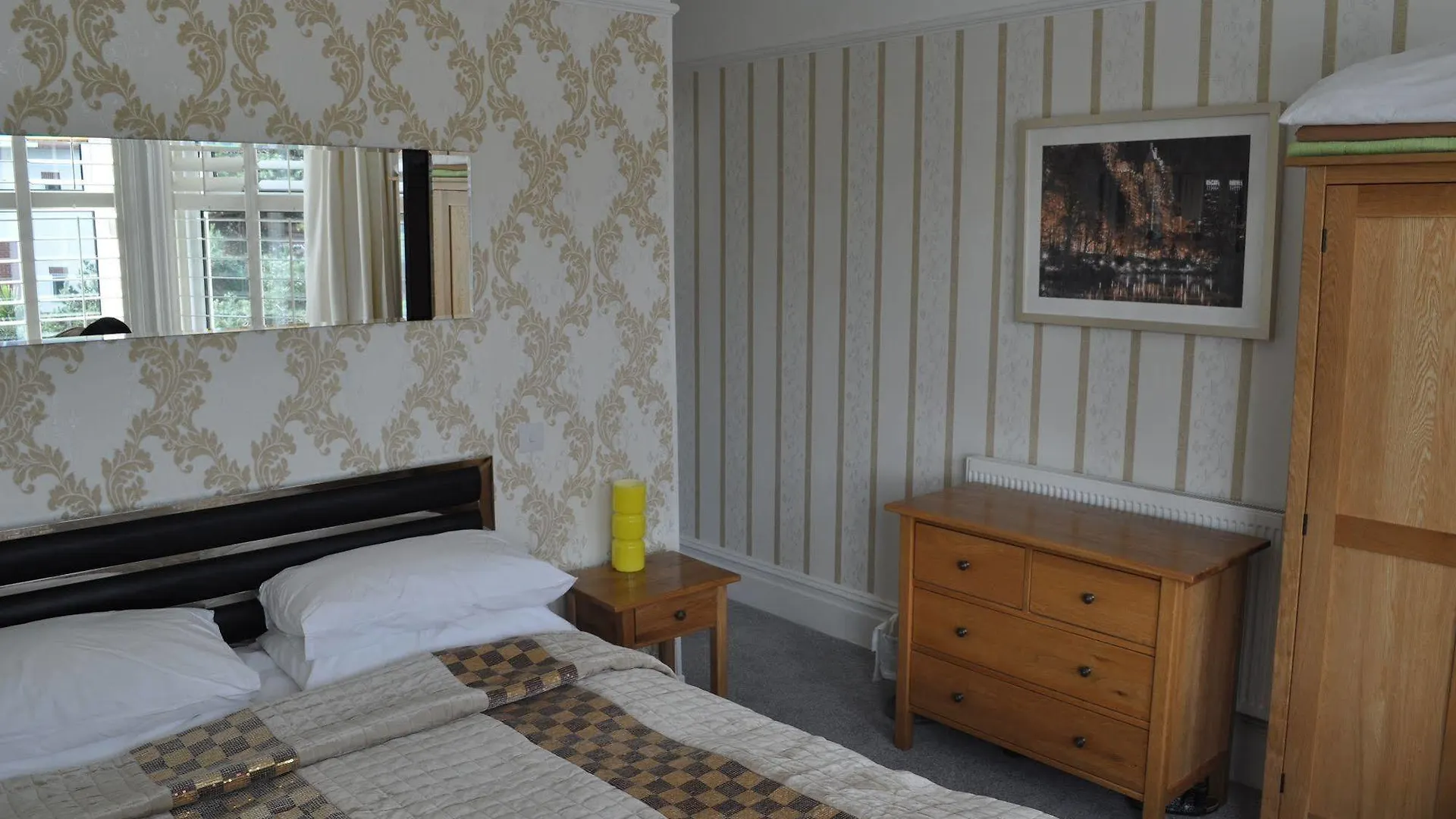 Crossroads Hotel Bournemouth 3*,