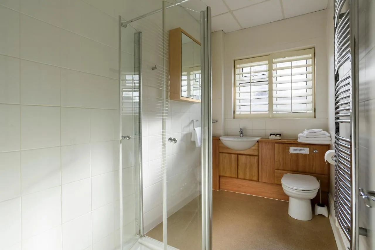 Crossroads Hotel Bournemouth 3*,