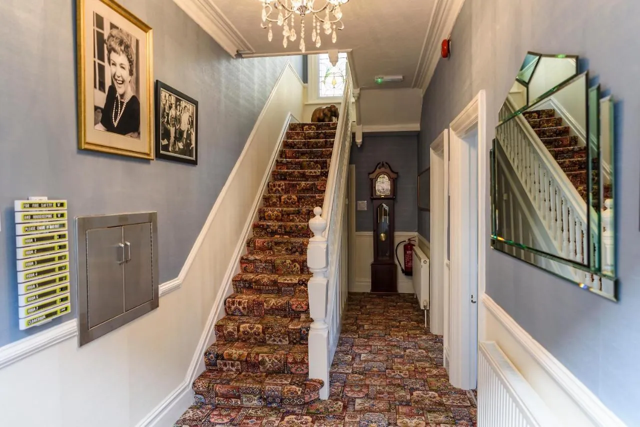 Crossroads Hotel Bournemouth