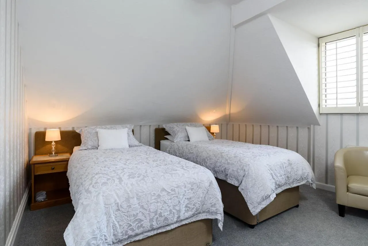 Crossroads Hotel Bournemouth 3*,  United Kingdom